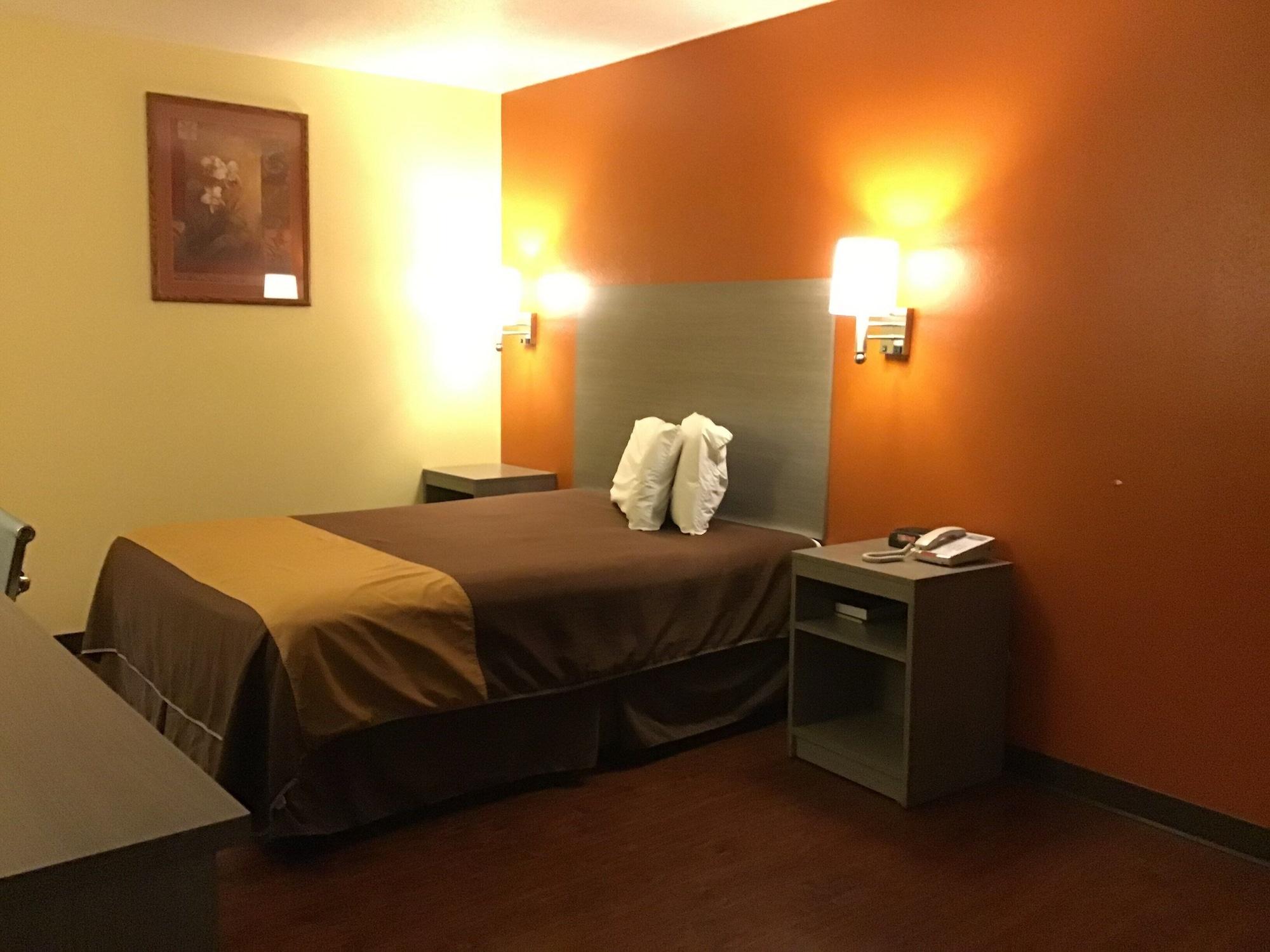 Rodeway Inn Moriarty Ngoại thất bức ảnh